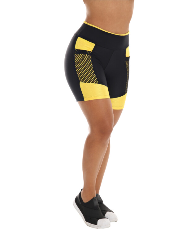 Short Fitness preto com bolso amarelo